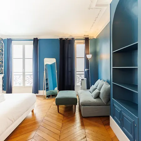 Large 4 Bedroom Near Bastille Appartamento *