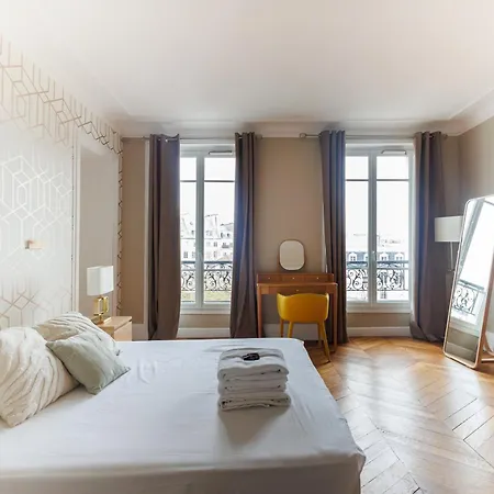 Apartment Large 4 Bedroom Near Bastille Paris